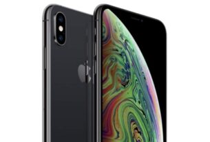 Fully unlocked and renewed iPhone XS Max available for just $559