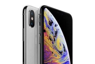 iPhone XS with 256GB storage selling for $514, renewed